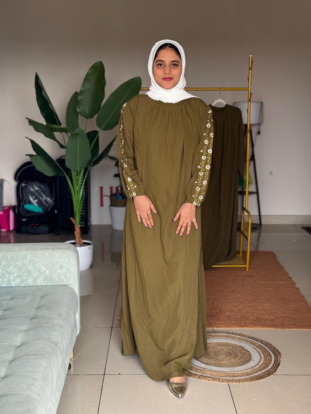 HIFI College gown drop