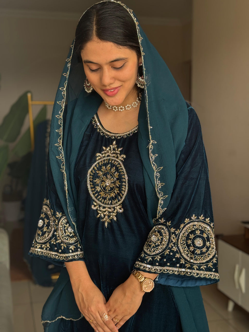 HIFI Ambani velvet drop