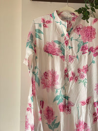 White n pink