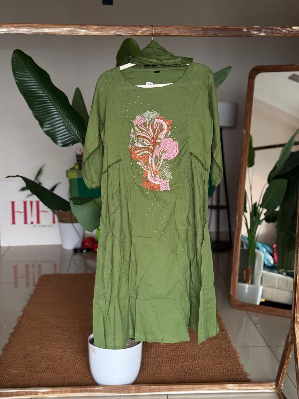 PE26 Green semi-party wear