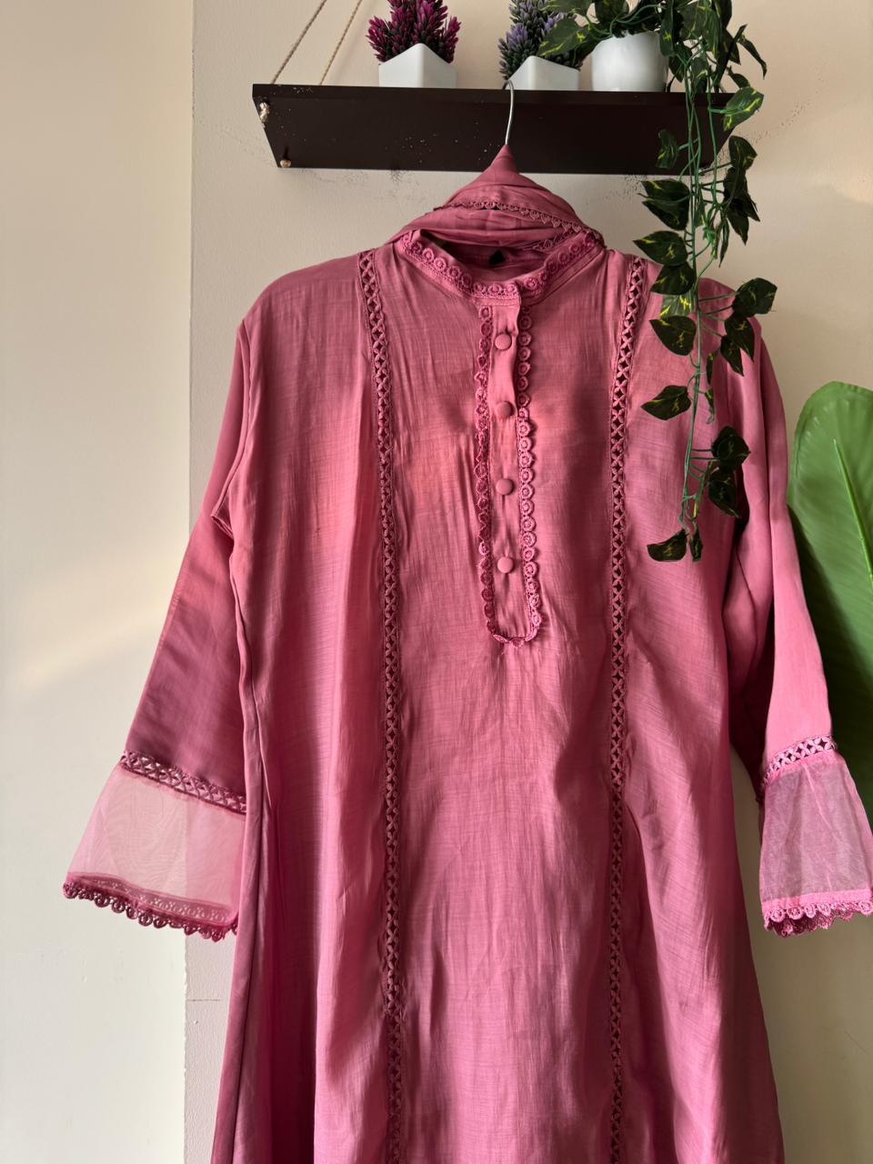 Hifi Kashmir lady