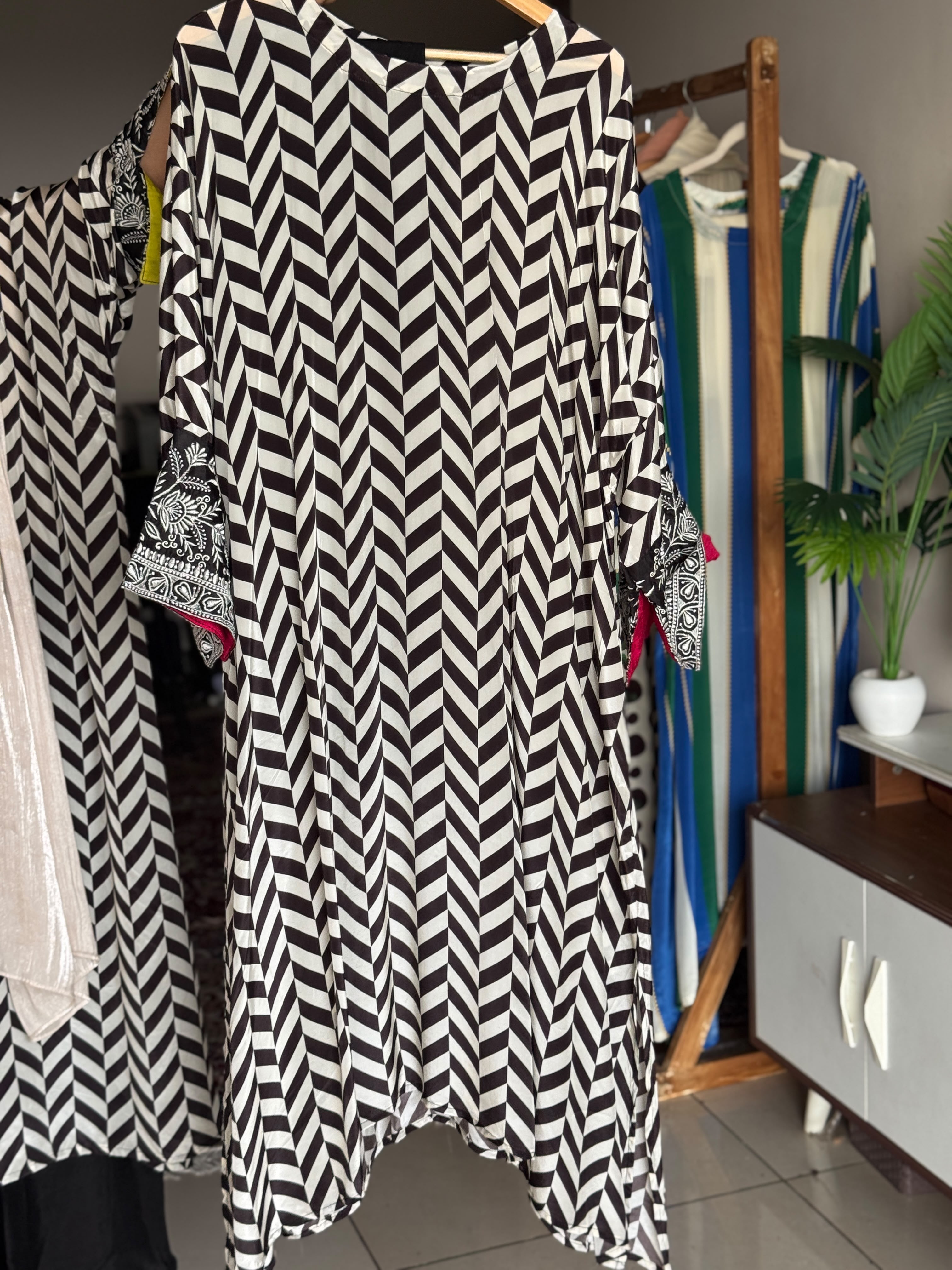 Hifi Zebra Crepe Cordset