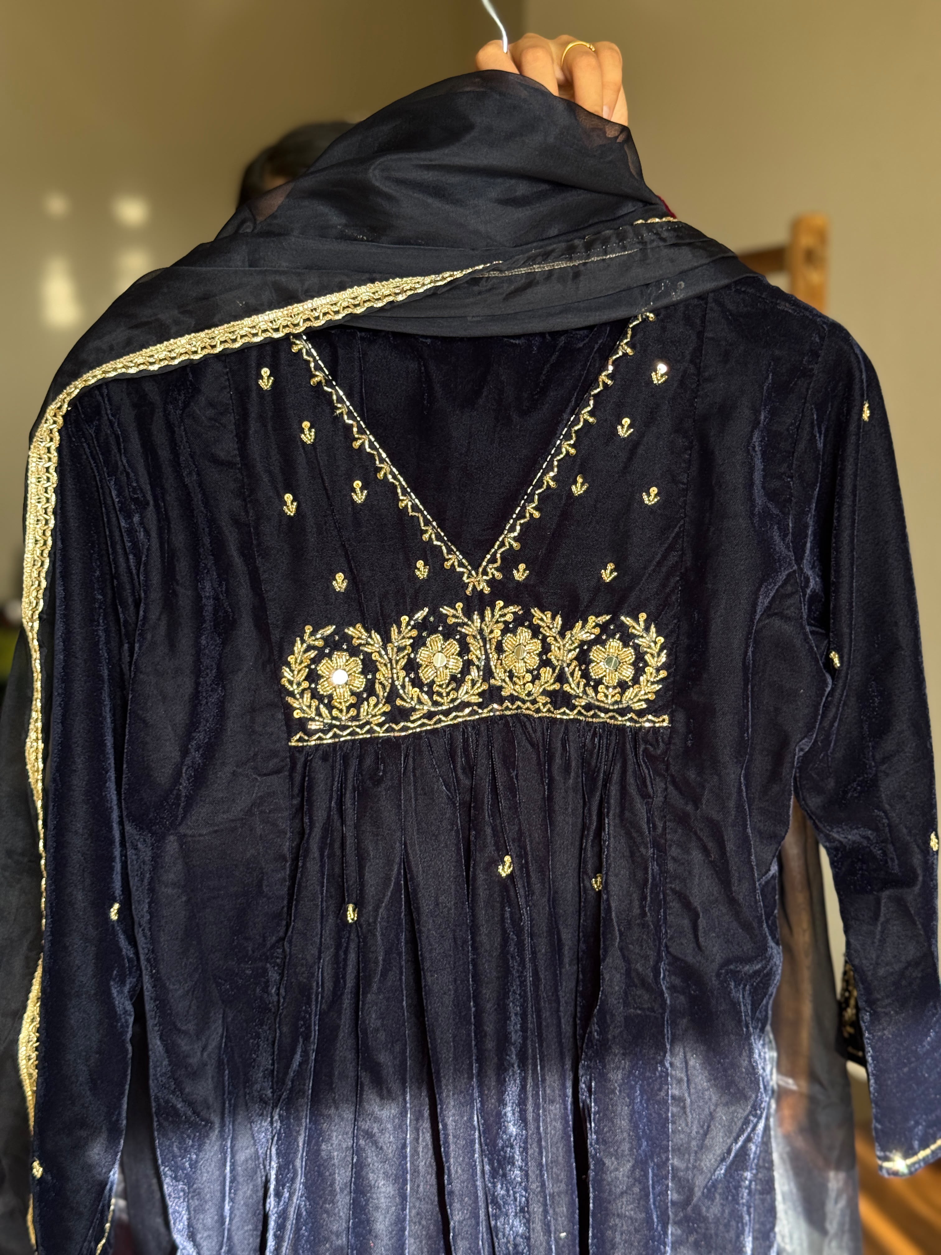 Hifi Delicious Velvet suit