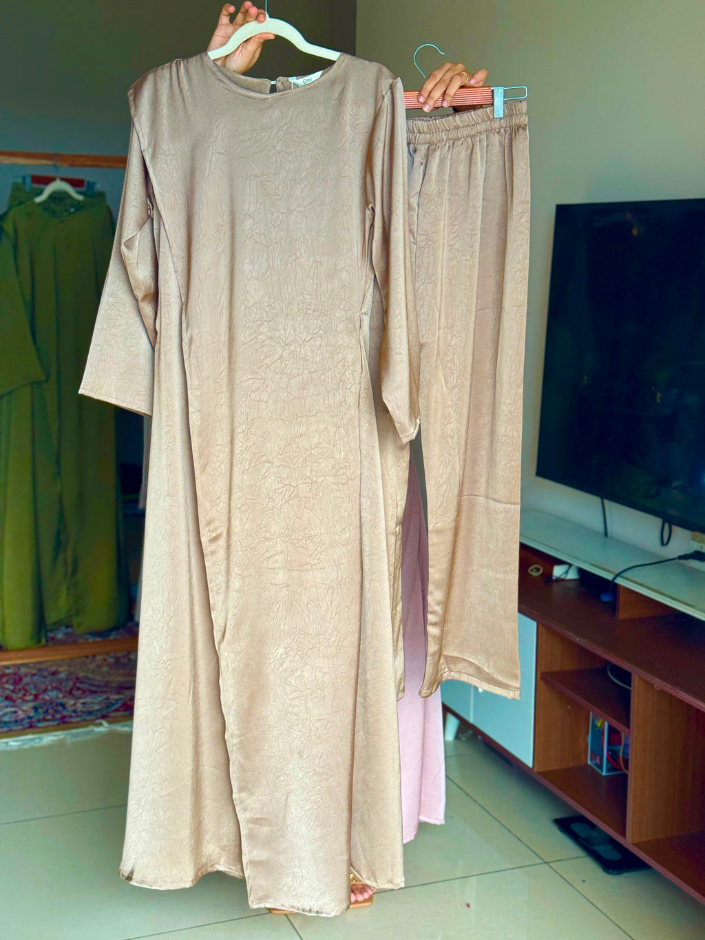 Hifi Arabic Aesthetic Gown Drop