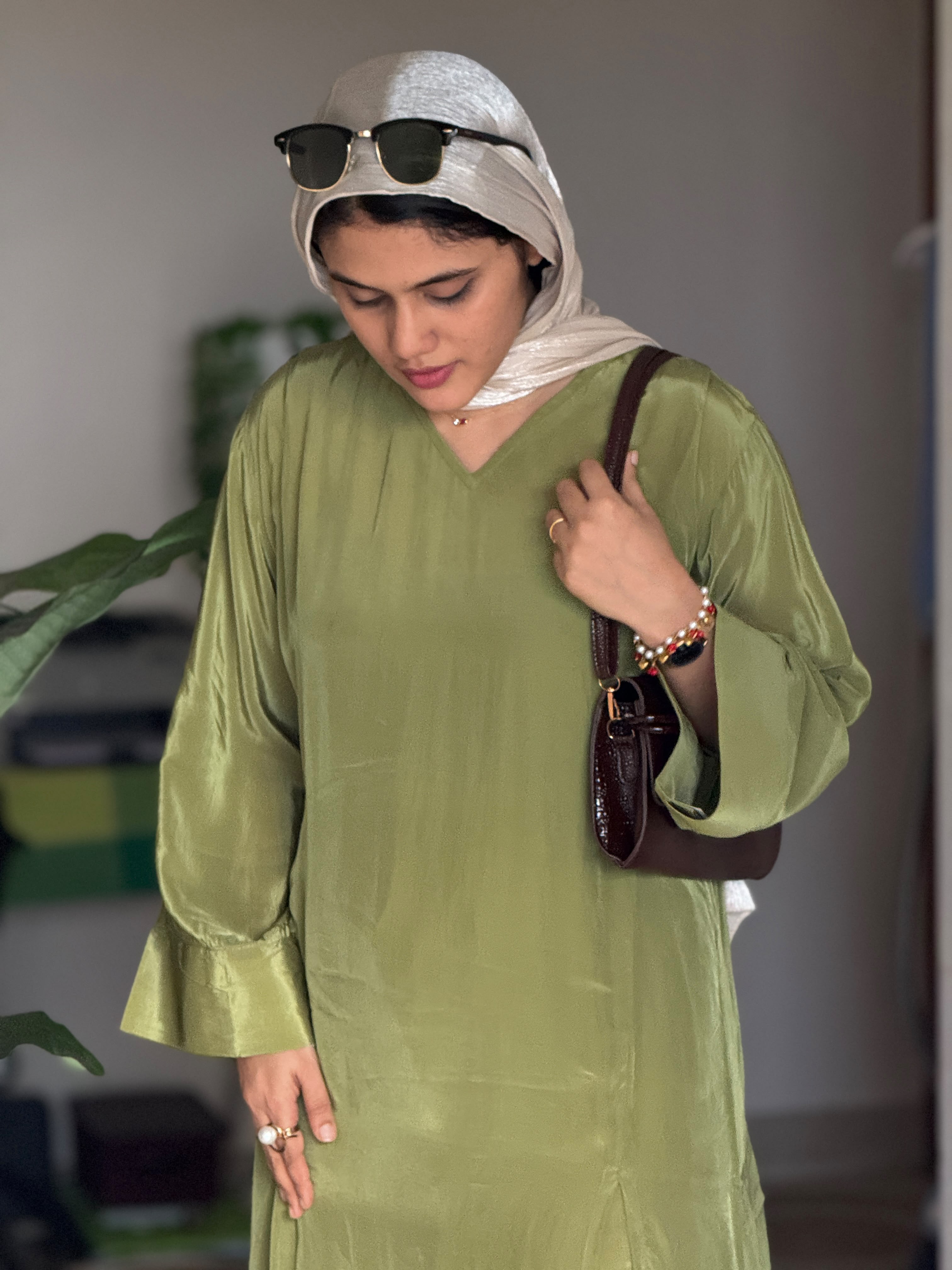 Hifi Front Slit Crepe Cordset