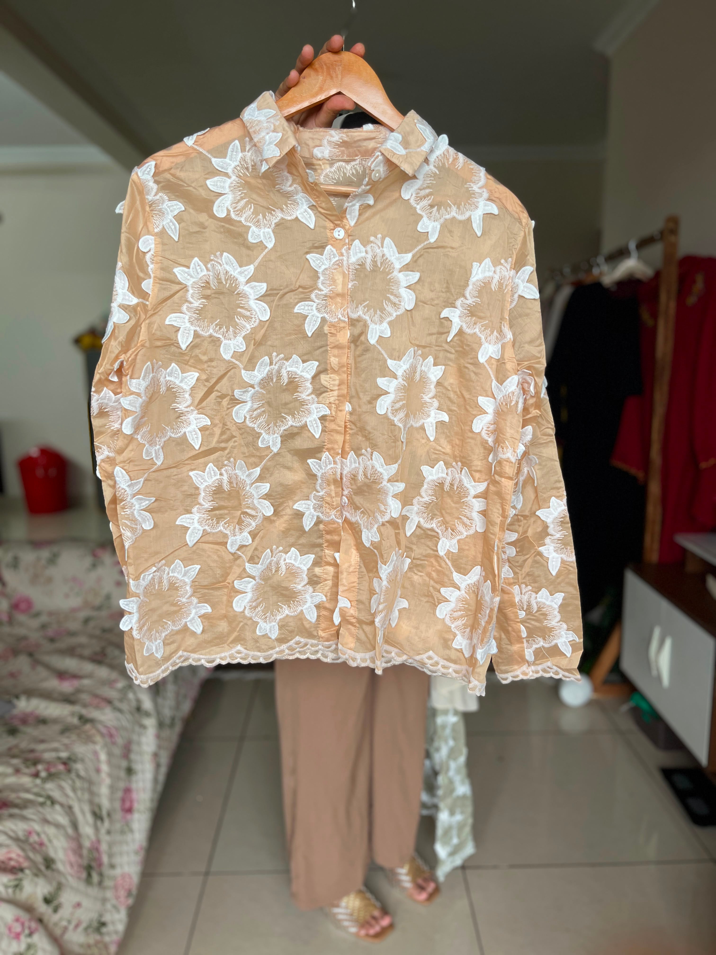 FS26 Hifi Wild Floral shirt