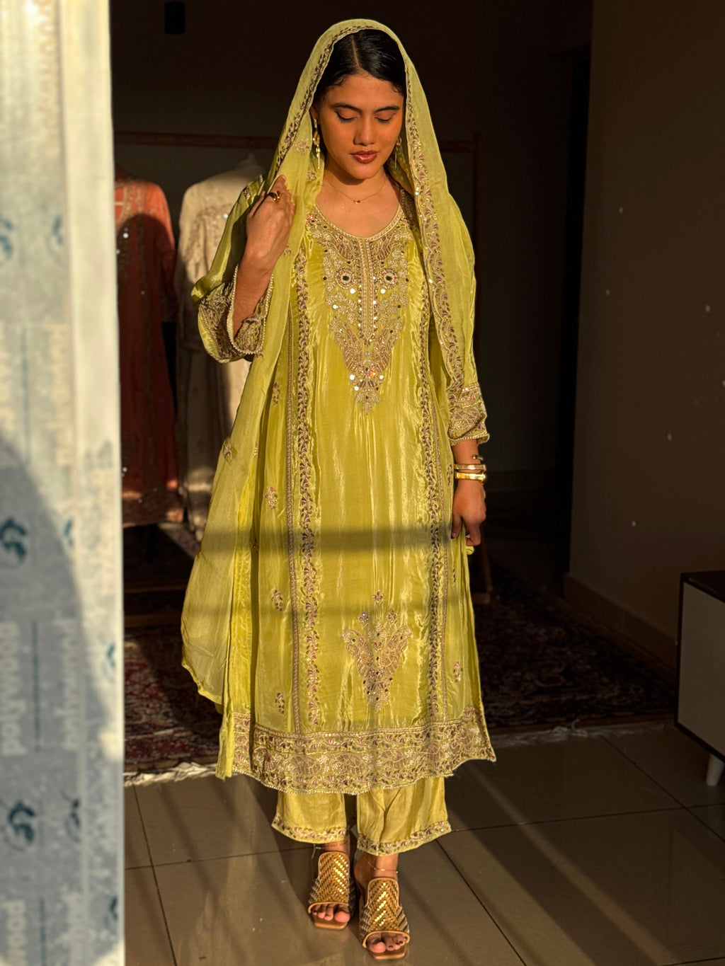 Hifi Aura Pakisthani Suit