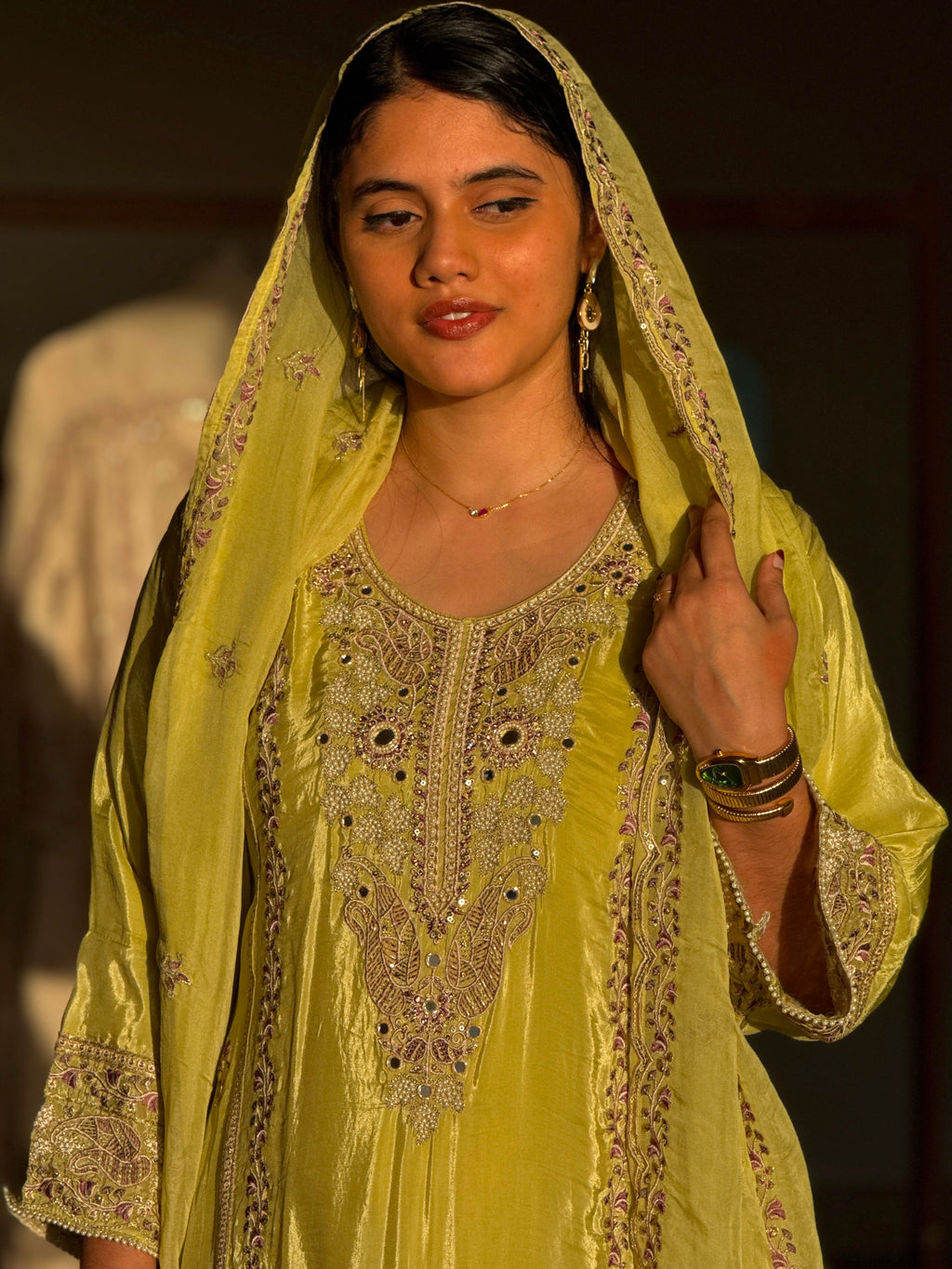Hifi Aura Pakisthani Suit