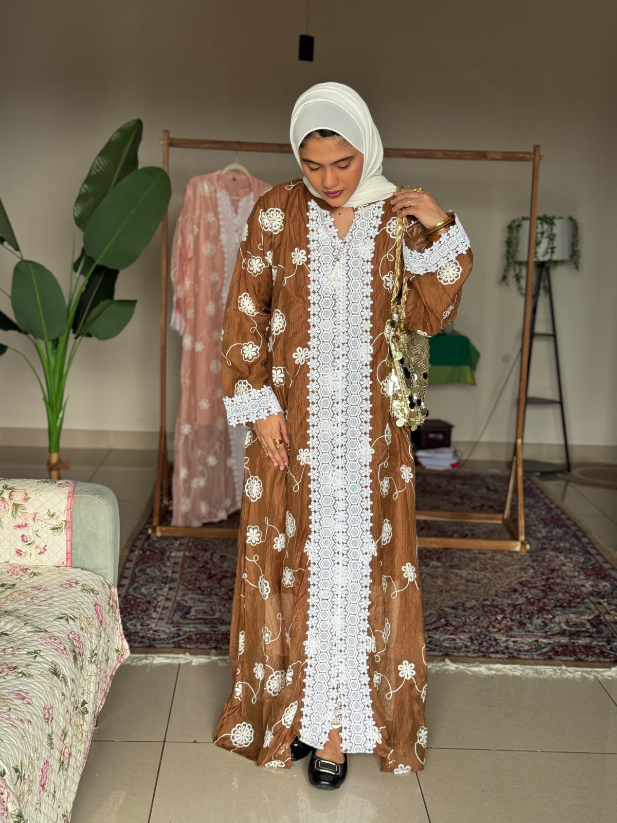 Hifi Arabic lace queen