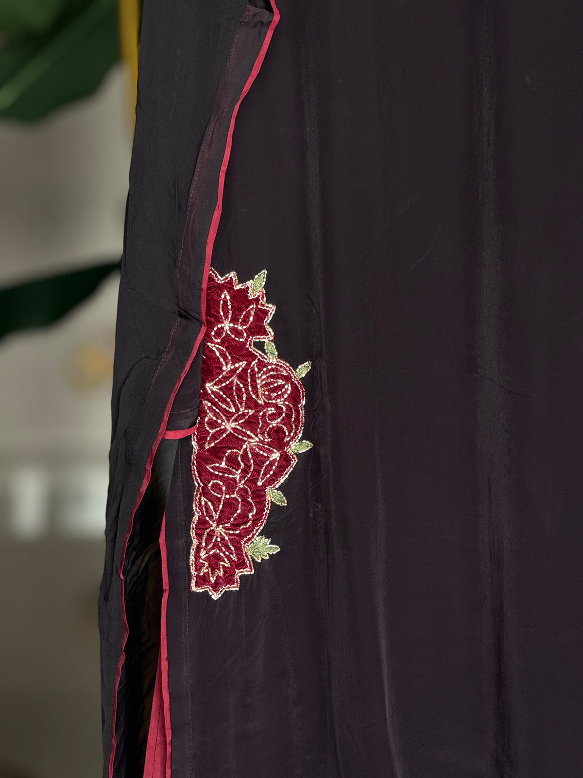 Hifi Rose Embroidery Drop