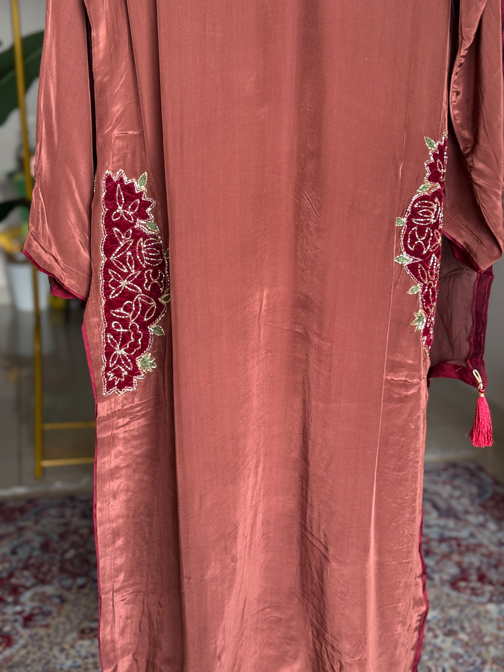 Hifi Rose Embroidery Drop