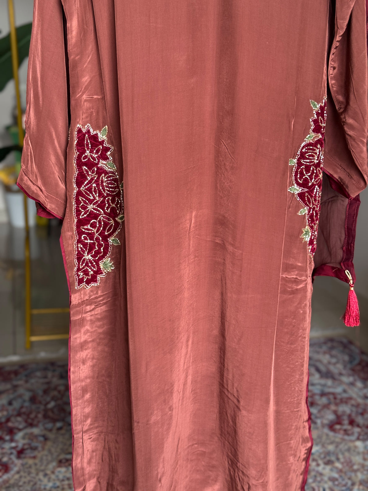 Hifi Rose Embroidery Drop