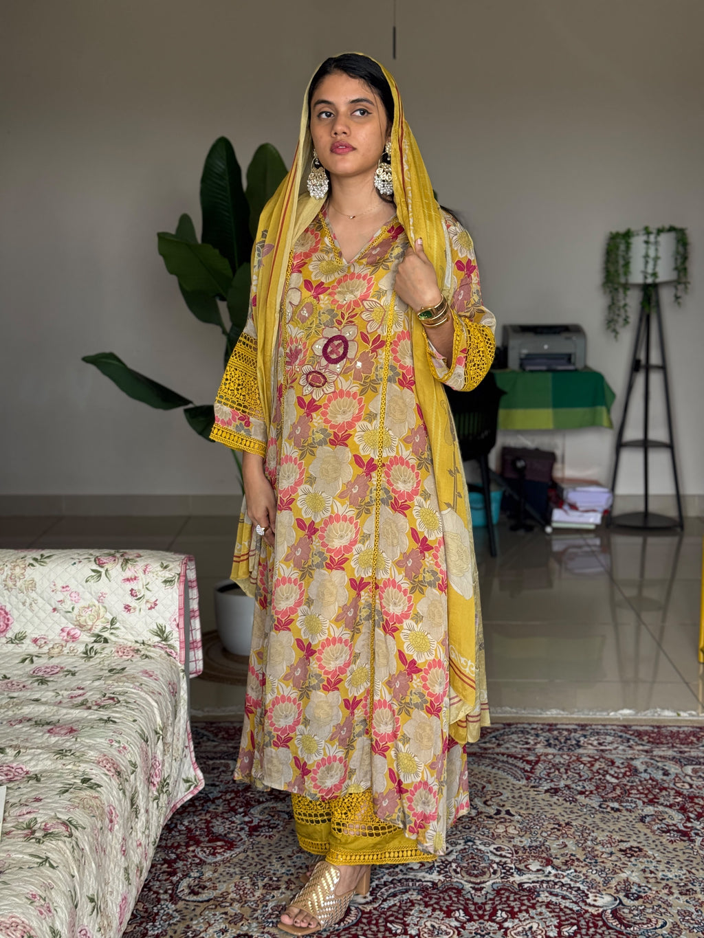 Hifi Pure chinon Crochet Suit