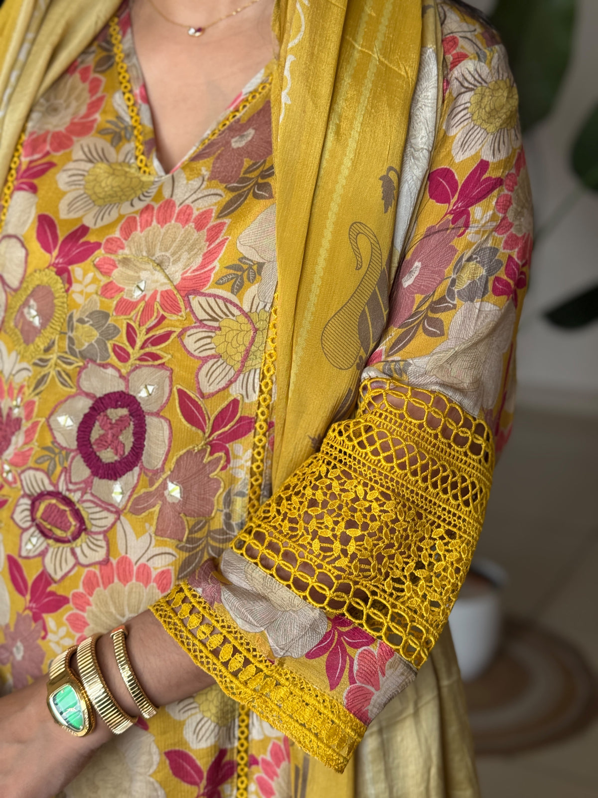 Hifi Pure chinon Crochet Suit