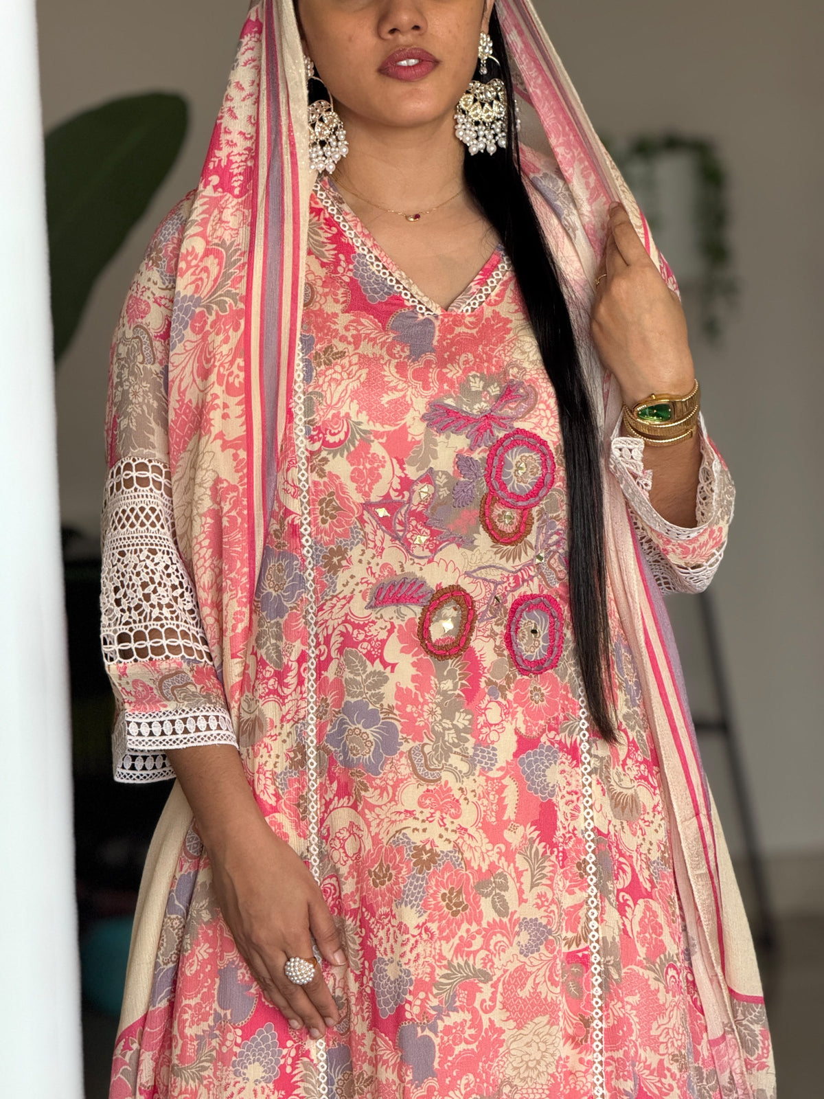 Hifi Pure chinon Crochet Suit