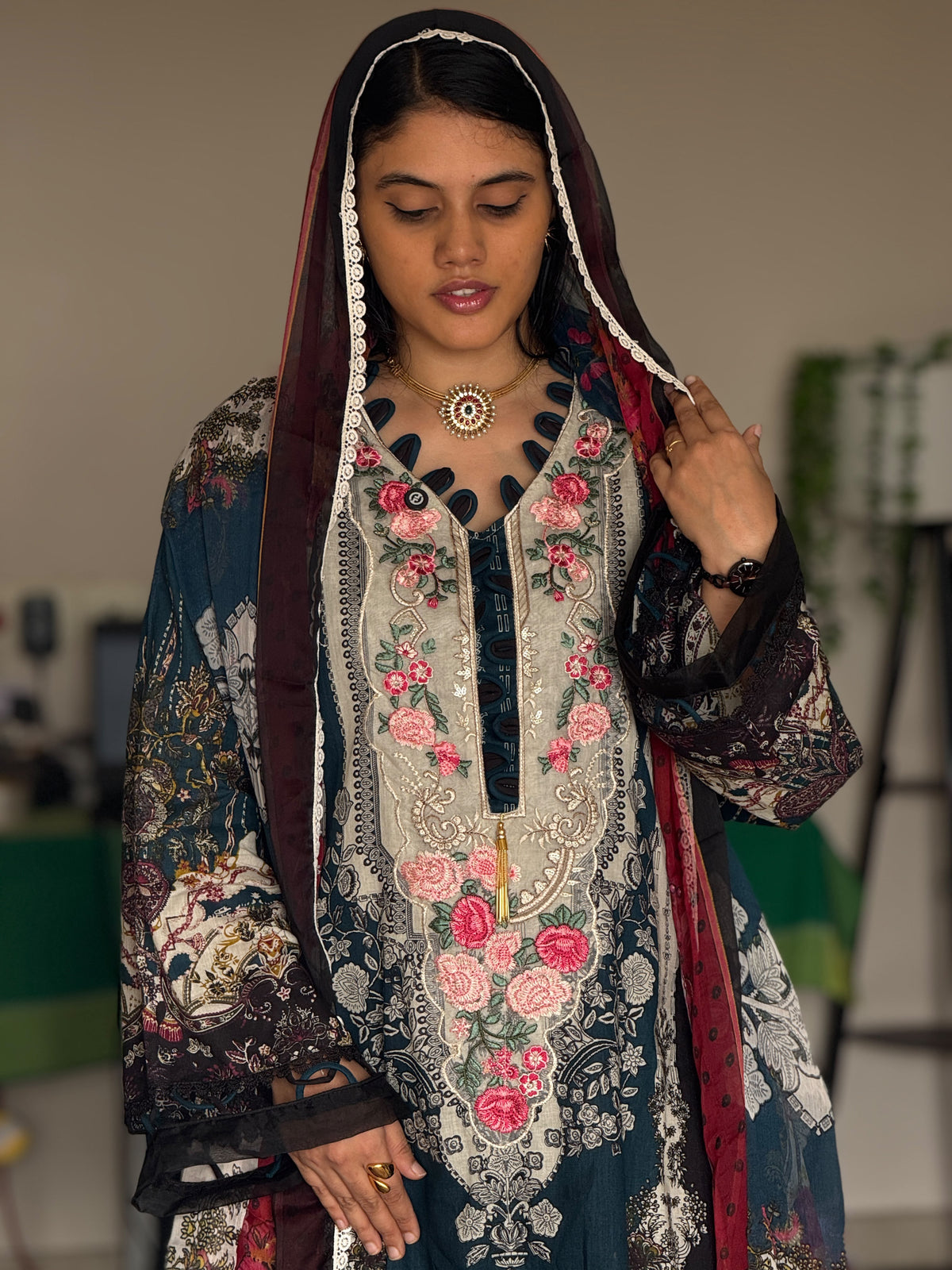 Hifi Stunner Pakistani Suit