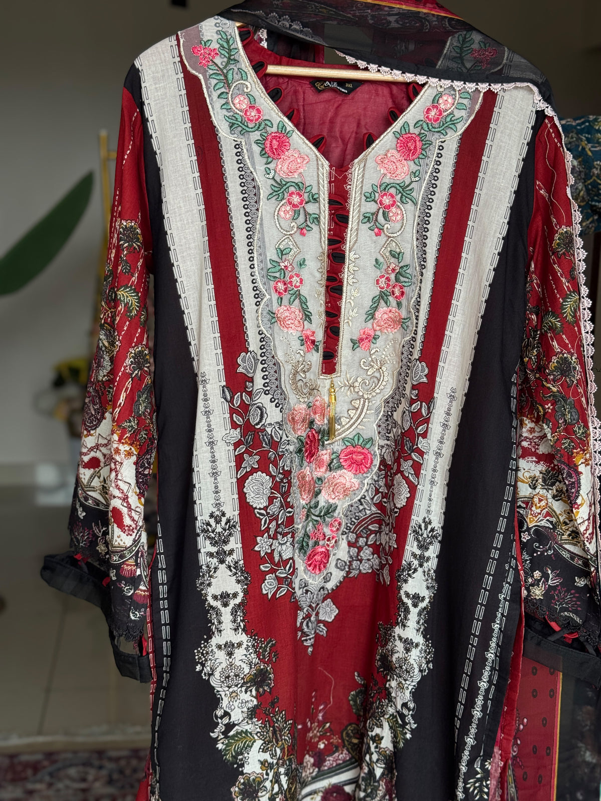 Hifi Stunner Pakistani Suit