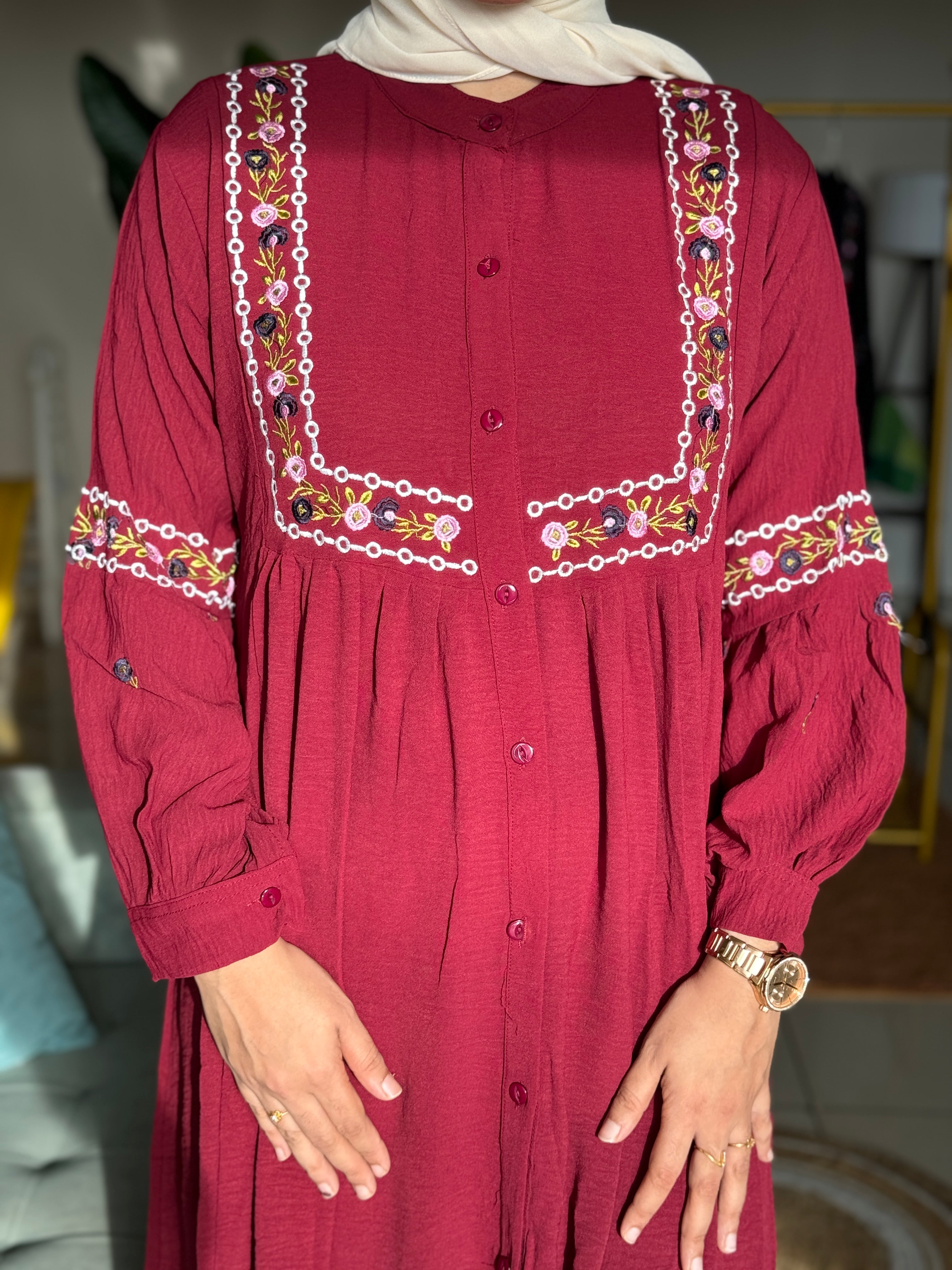HIFI Kuthiravattam gown