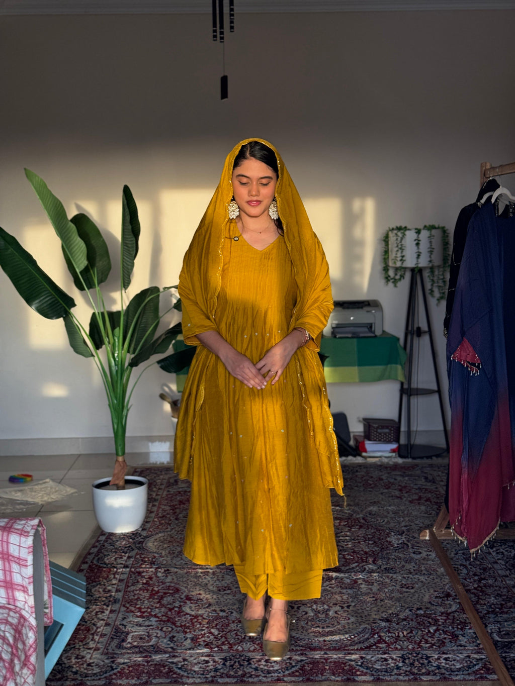 Simple yellow drop offer